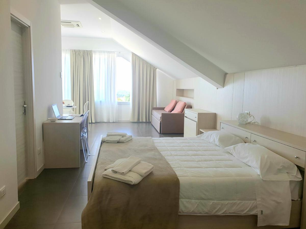 Hotel Grel Chiaramonte Gulfi Extérieur photo