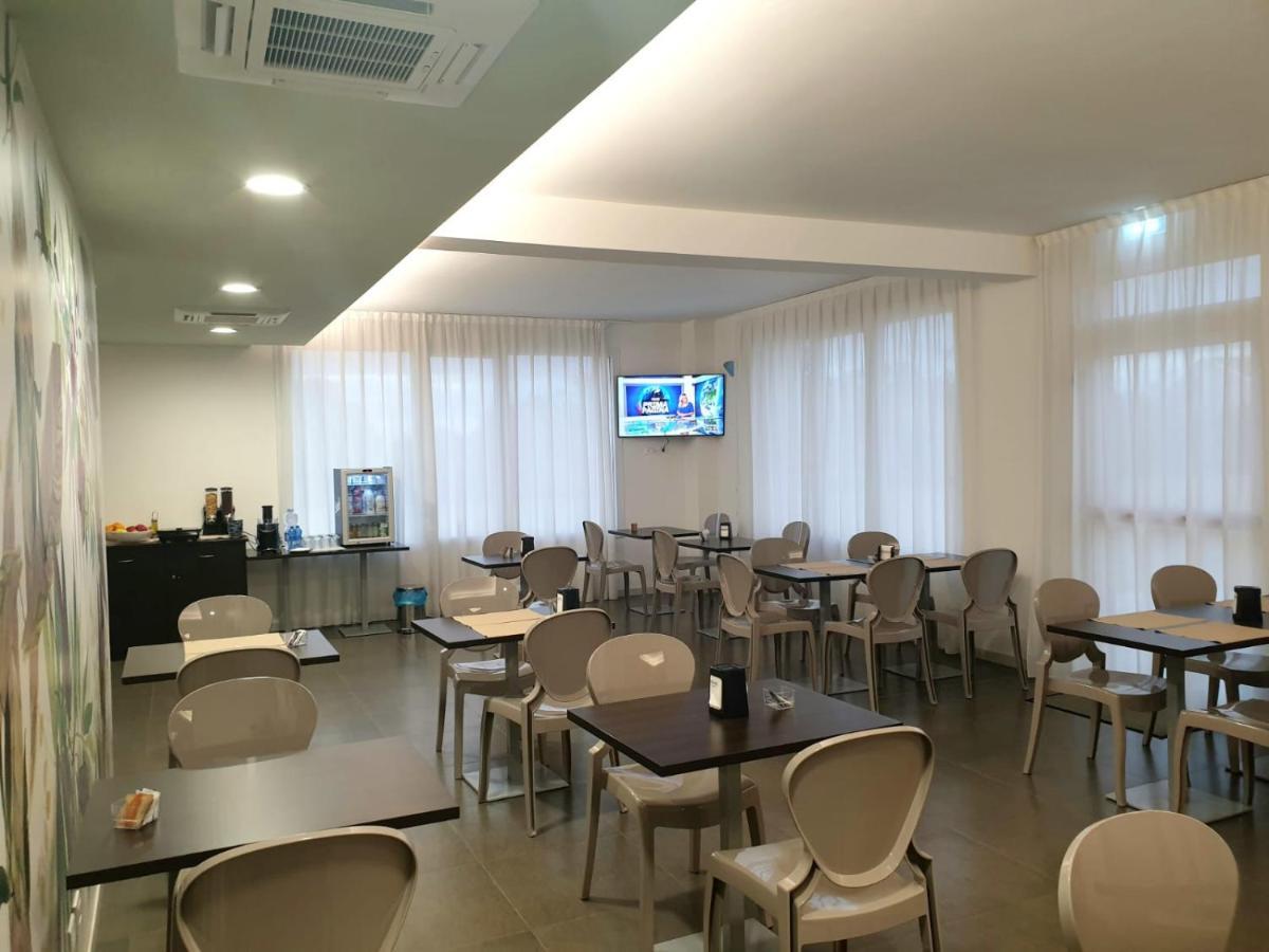 Hotel Grel Chiaramonte Gulfi Extérieur photo